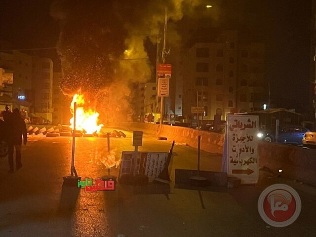 قدس همچنان ملتهب و پلیس رژیم صهیونیستی در حالت آماده باش مستمر قدس همچنان ملتهب و پلیس رژیم صهیونیستی در حالت آماده باش مستمر