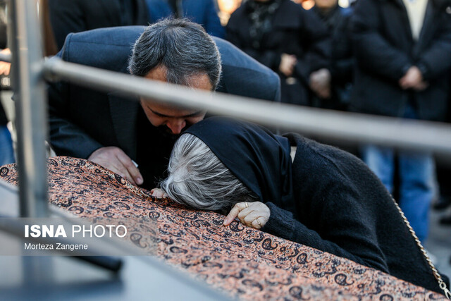 «ناهید» را برای آخرین بار به تالار وحدت بردند