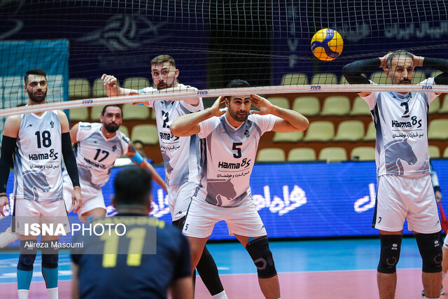 پوریا فیاضی: زورم به تیم ملی نمیرسد!  پوریا فیاضی: زورم به تیم ملی نمیرسد!