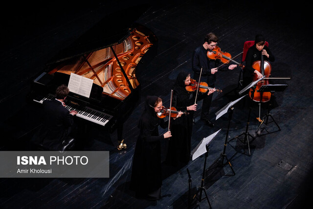 روسها سازشان را یرای جشنواره فجر کوک کردند