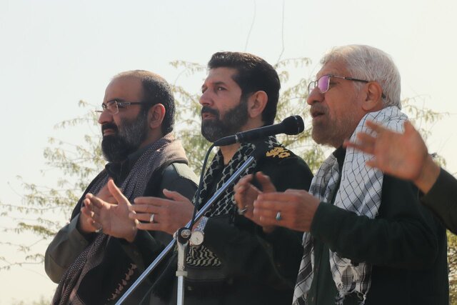 حضور ۴۰۰۰ نفر از طلایه‌داران راهیان نور و یادگاران لشکر ۲۷ محمدرسول الله(ص) در پادگان دوکوهه