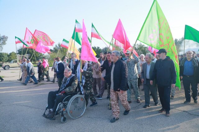 حضور ۴۰۰۰ نفر از طلایه‌داران راهیان نور و یادگاران لشکر ۲۷ محمدرسول الله(ص) در پادگان دوکوهه