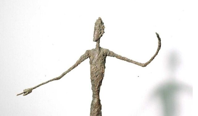 آدمکهایی با ساقهای لاغر که خالقشان را ابدی کردند