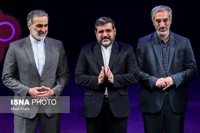 پایان جشنواره های فجر ۱۴۰۱ با یاد بابک برزویه و حبیبالله صادقی / تقدیر از ۷ هنرمند