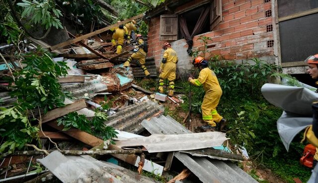 خرابی های ناشی از سیل و رانش زمین در برزیل - ۲۰۲۳ / عکس: آسوشیتدپرس مرگبارترین بلایای طبیعی دنیا در سال گذشته/ از شدیدترین زلزله جهان تا حقایقی درباره زمینلرزهها