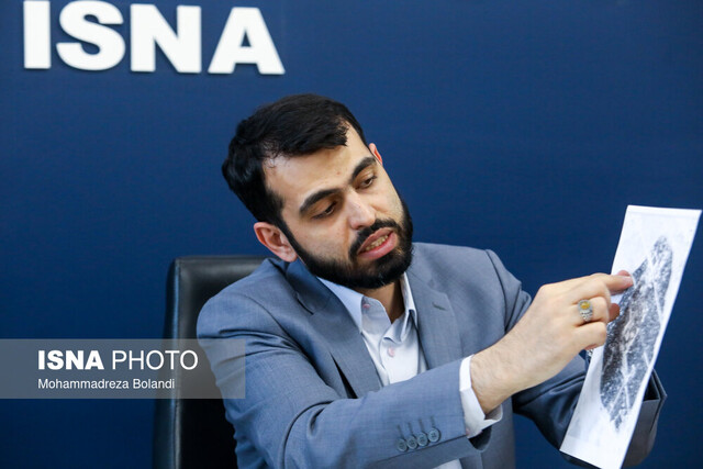 گفتم اگر قصد تخریب دارید من جلوی لودر میخوابم