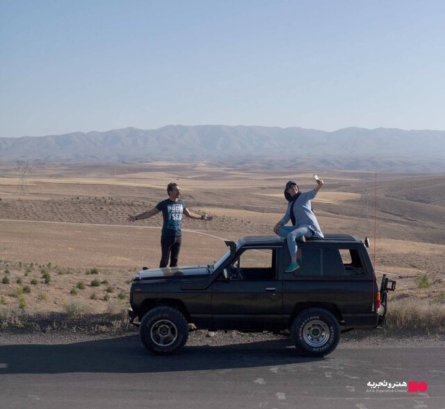 تماشای این فیلم به افراد زیر ۱۵ سال توصیه نمیشود