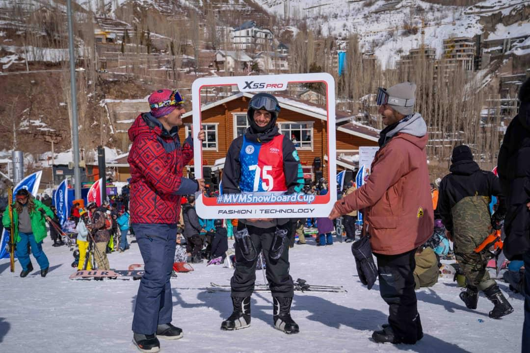 مسابقات اسنوبرد کاپ امویام با حمایت مدیران خودرو برگزار شد