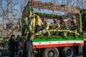 تشییع پیکر آتش نشان شهید رضا دارابی