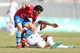 هدیه به پرسپولیس و سپاهان از شمال؛ نوار بردهای استقلال پاره شد