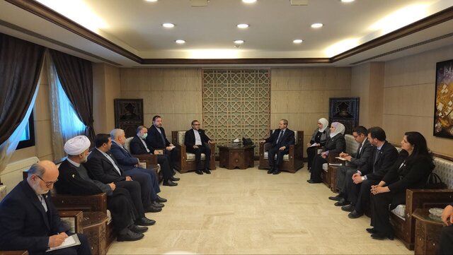 دیدار هیات پارلمانی ایران با فیصل مقداد دیدار هیات پارلمانی ایران با فیصل مقداد