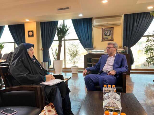 جزئیات ساماندهی بساط گستران درمترو/معضل بساط گستری در۱۵ایستگاه و اعلام نابسامانترین ایستگاه