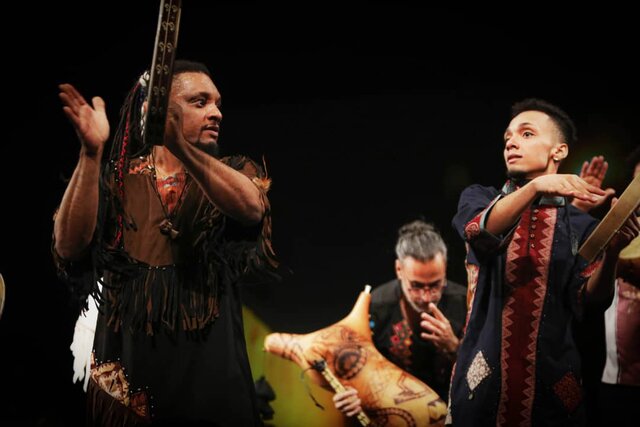 شب سخت تالار وحدت با مخاطبان منشوری یک کنسرت!