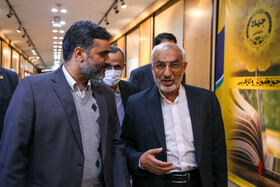 محمد مهدی زاهدی عضو کمیسیون آموزش و تحقیقات مجلس در نمایشگاه گزیدهای از دستاوردهای جهاد دانشگاهی در مجلس شورای اسلامی