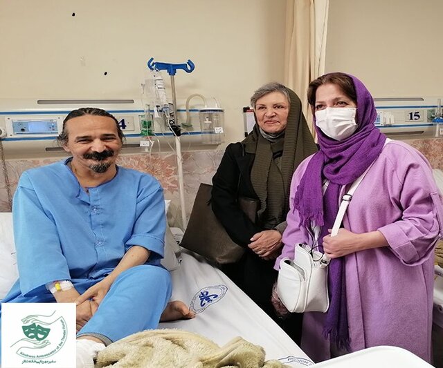 عیادت رویا تیموریان از رضا آشفته عیادت رویا تیموریان از رضا آشفته