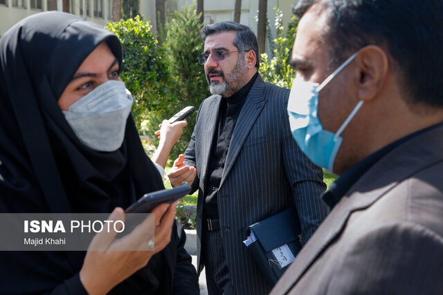 عکس آرشیوی است پاسخ ۲ وزیر به ماجرای مسمومیت های دانش آموزان و برگزاری کنسرت ها