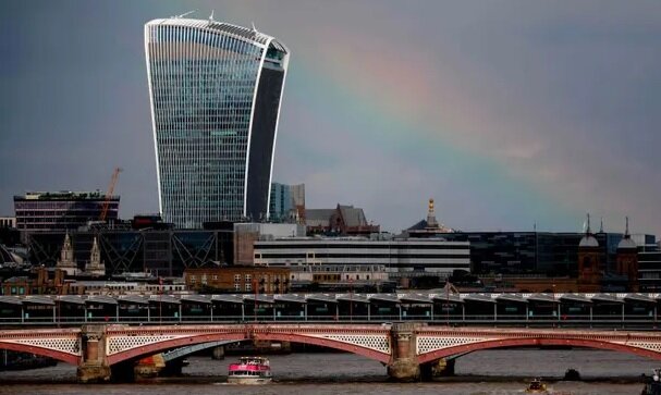 معمار گرانترین و دردسازترین برج بریتانیا درگذشت