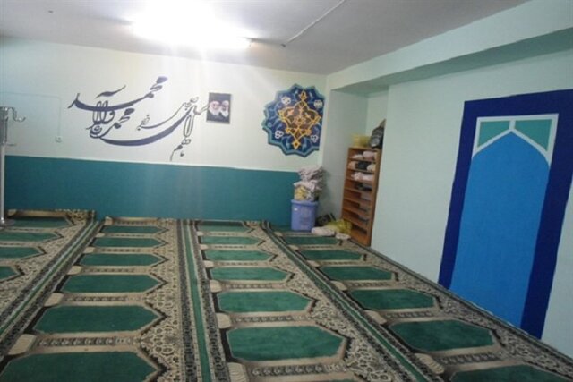 زیبنده نیست که نمازخانههای ادارات از امکانات حداقلی محروم باشند زیبنده نیست که نمازخانههای ادارات از امکانات حداقلی محروم باشند