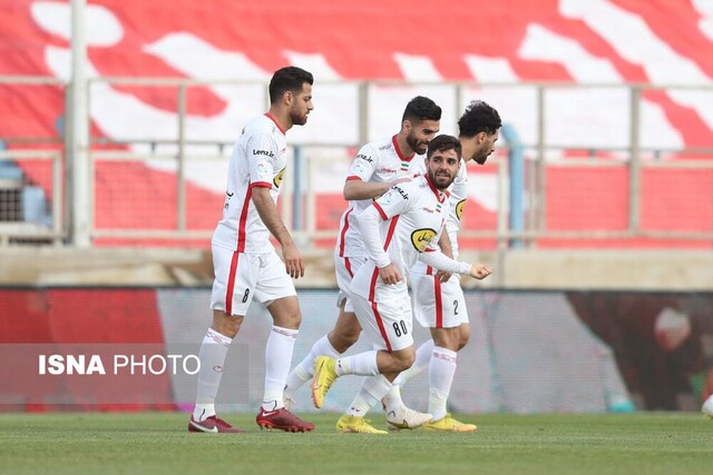 برتری پرسپولیس برابر مسرفسنجان در نیمه نخست برتری پرسپولیس برابر مسرفسنجان در نیمه نخست
