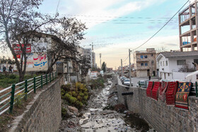 رودخانه زیارت پس از عبور ازجنگل ناهارخوران با تغییر مسیر به گرگان و از شهرک قلعه حسن این شهر می‌گذرد.