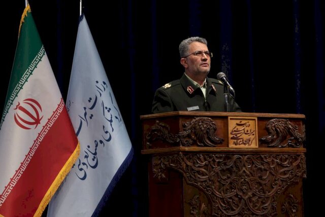 تاکید ضرغامی بر «رعایت حجاب» در موزهها و محوطههای تاریخی