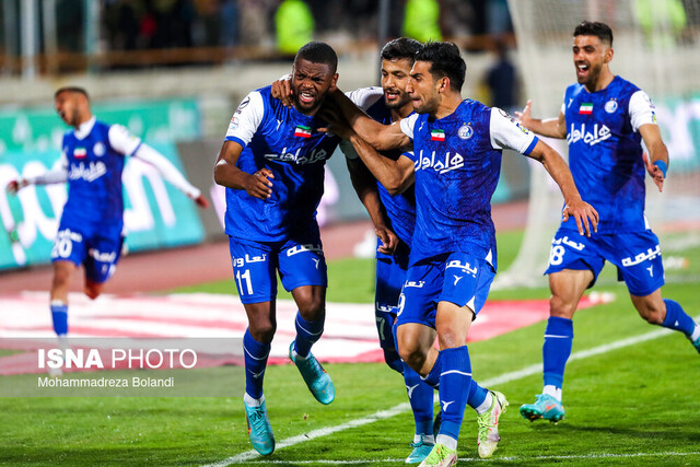 درخشان: چرا ۷ خارجی؟ کمتر اما خوب بخریم!