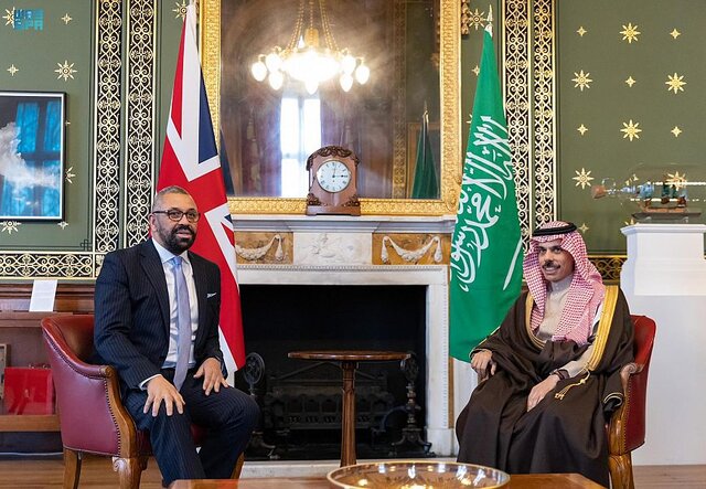 لندن میزبان نشست وزیران خارجه عربستان و انگلیس درباره جنگ اوکراین