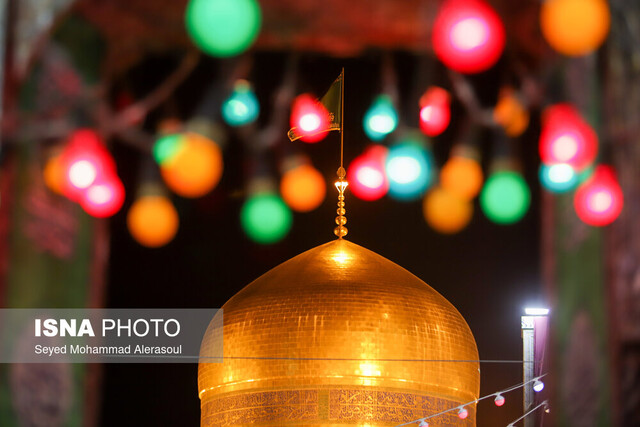 عکس از آرشیو گنبد طلای امام رضا(ع) درخشندهترین جلوە حرم مطهر