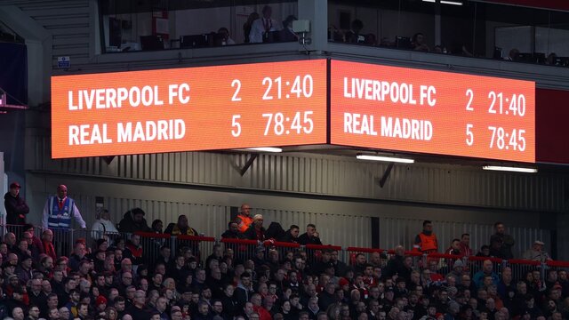 رئال با توپ پر برابر لیورپول قرار میگیرد