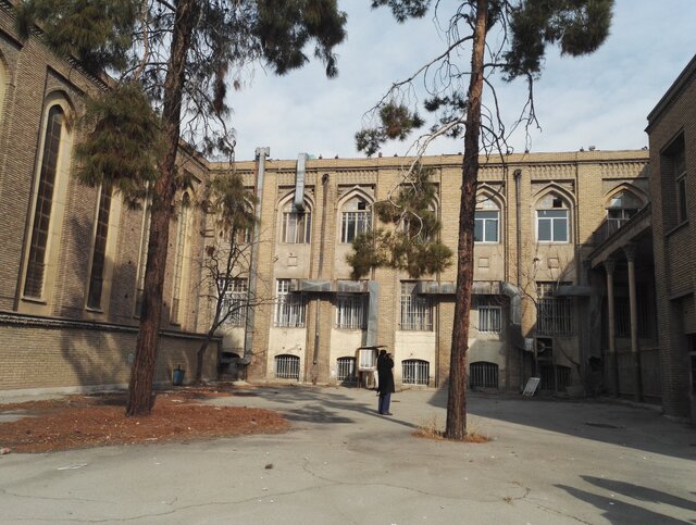 «مدرسه ژاندارک» را دریابید