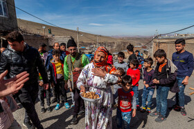 اجرای تکم گردانی توسط گروه « تکم‌چی لر» در روستاهای  شهرستان اهر