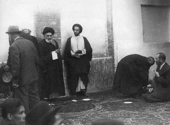 نقش اتحاد مثلث در ملی شدن صنعت نفت ایران