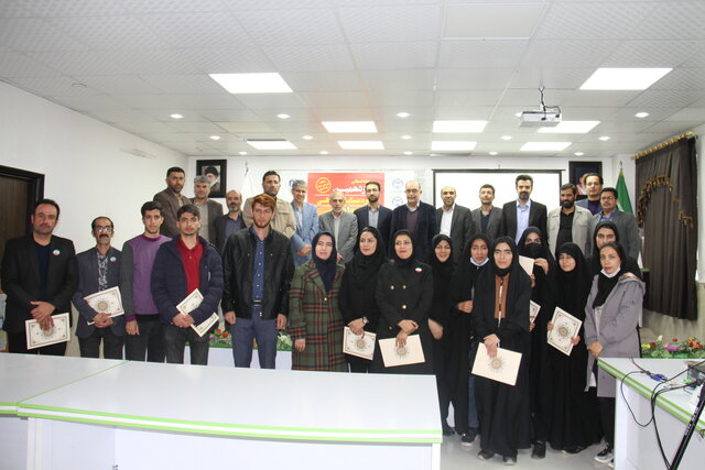 مرحله استانی مسابقه مناظرات دانشجویی در چهارمحال و بختیاری