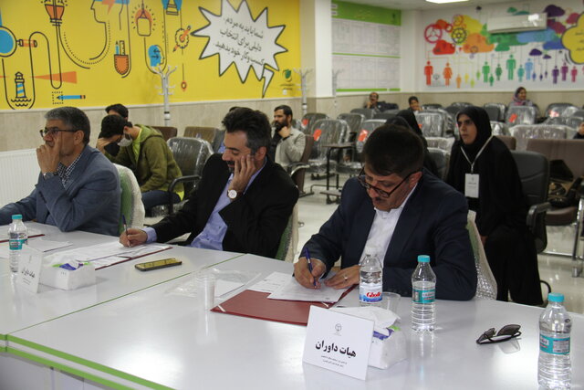 مرحله استانی مسابقه مناظرات دانشجویی در چهارمحال و بختیاری