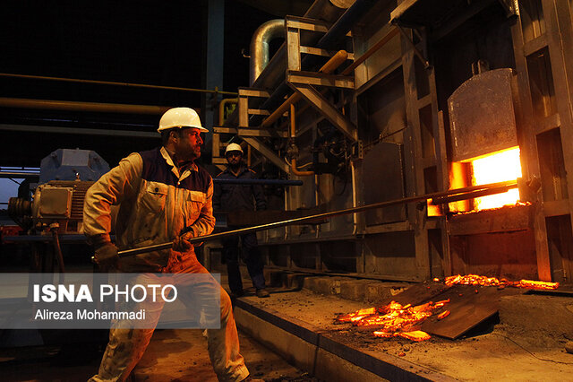 افزایش دستمزد ۲۷ درصدی، مغایر با قانون کار است/ قوانین اشتغال نیازمند بازنگری