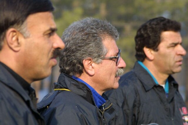 ویدیو/ کودتای بازیکنان استقلال علیه منصور پورحیدری! ویدیو/ کودتای بازیکنان استقلال علیه منصور پورحیدری!