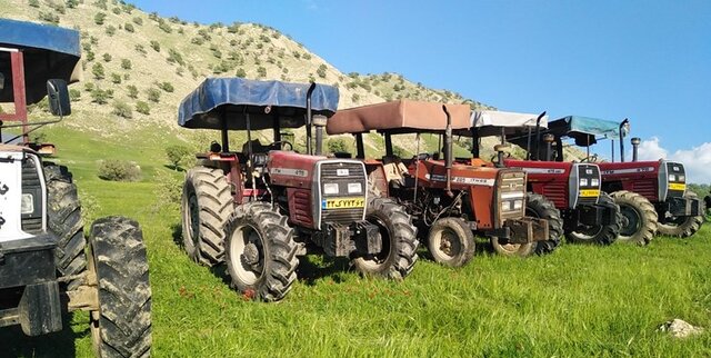 مبارزه و کنترل آفت پروانه برگخوار سفید بلوط جنگلهای باشت آغاز شد