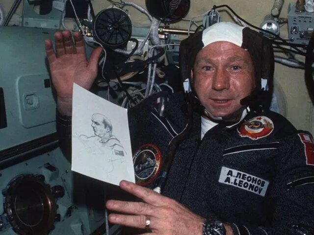 سالگرد نخستین راهپیمایی فضایی تاریخی