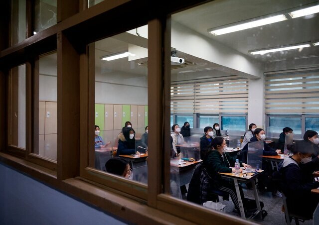 فقط ما نیستیم که با "آزمون سراسری" وارد دانشگاه میشویم