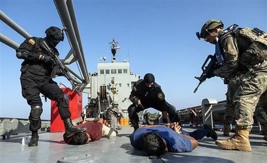 تمرین آزادسازی گروگان ها توسط تیم های ویژه ایران، روسیه و چین تمرین آزادسازی گروگان ها توسط تیم های ویژه ایران، روسیه و چین