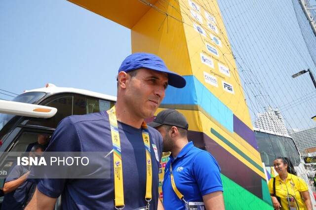 نادری: به ۱۴ و ۱۱ گلی که زدیم فکر نمیکنیم نادری: به ۱۴ و ۱۱ گلی که زدیم فکر نمیکنیم