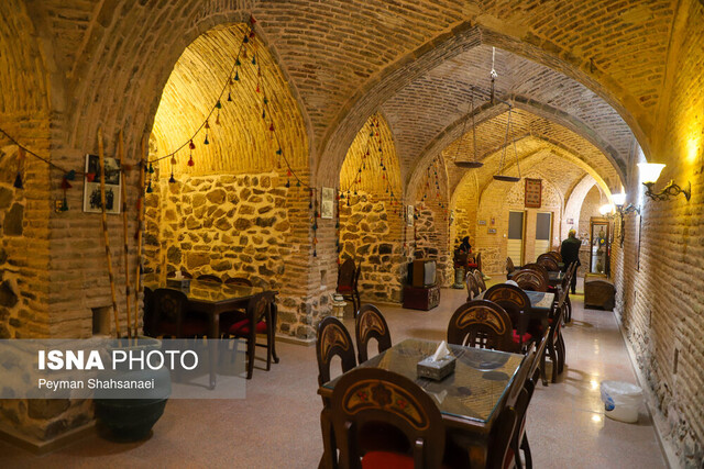 سفری به تاریخ در کاروانسرای صفوی امینآباد