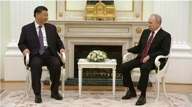 کرملین: پوتین به دنبال ادامه گفتوگوهای سازنده با شی جینپینگ است کرملین: پوتین به دنبال ادامه گفتوگوهای سازنده با شی جینپینگ است