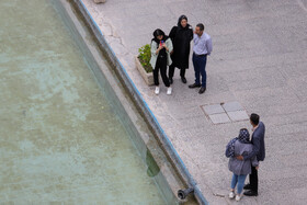 مسافران نوروزی در کاخ چهل ستون اصفهان