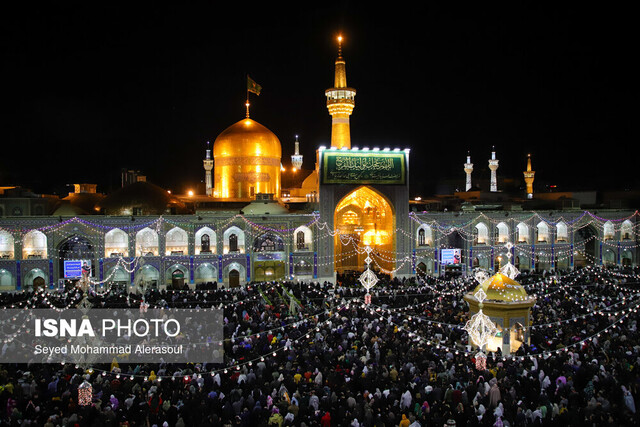 عکس از آرشیو ویژه برنامههای حرم مطهر رضوی به مناسبت فرارسیدن عید سعید غدیر