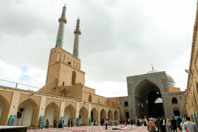 یزد زیر پای مسافران نوروزی