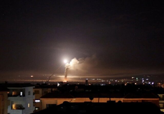 مقابله پدافند هوایی سوریه با حمله هوایی رژیم صهیونیستی