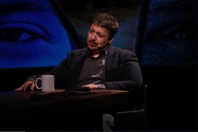 عکس آرشیوی / مازیار لرستانی در برنامه «طناز» به بهانه حضور مازیار لرستانی پس از ۲۰ سال در تئاتر