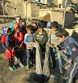 شال ها را پایین بینداز تا عیدی بگیری