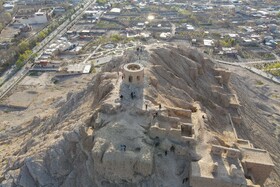 میزبانی از مسافران نوروزی در منارجنبان و کوه آتشگاه